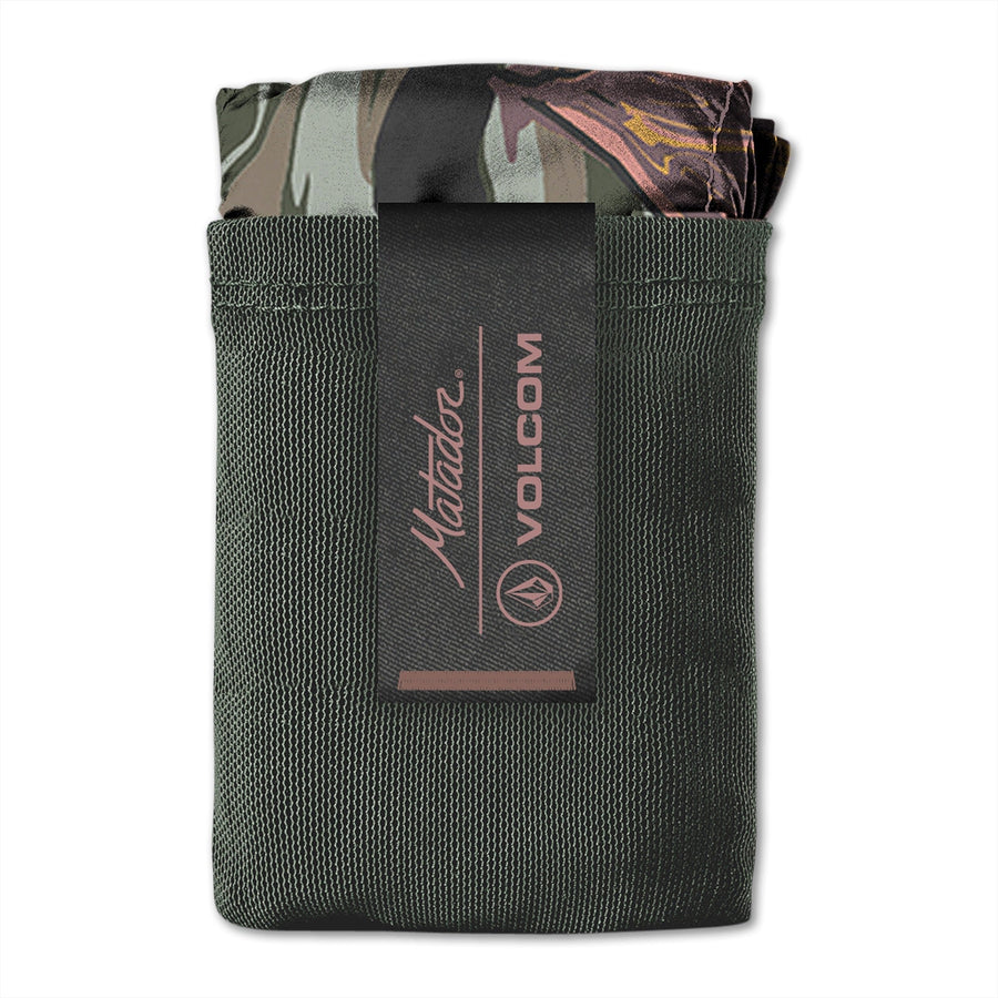 POCKET BLANKET -  RINSED BLACK