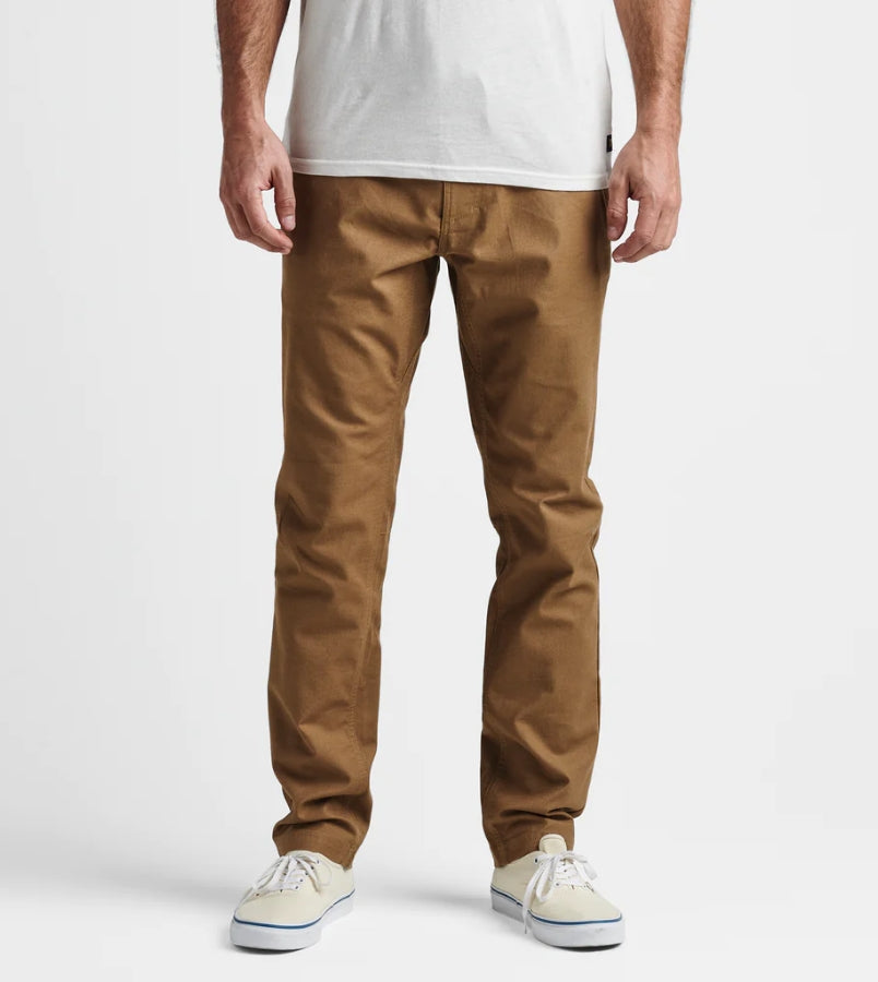 LAYOVER TRAVELER PANT - DARK KHAKI