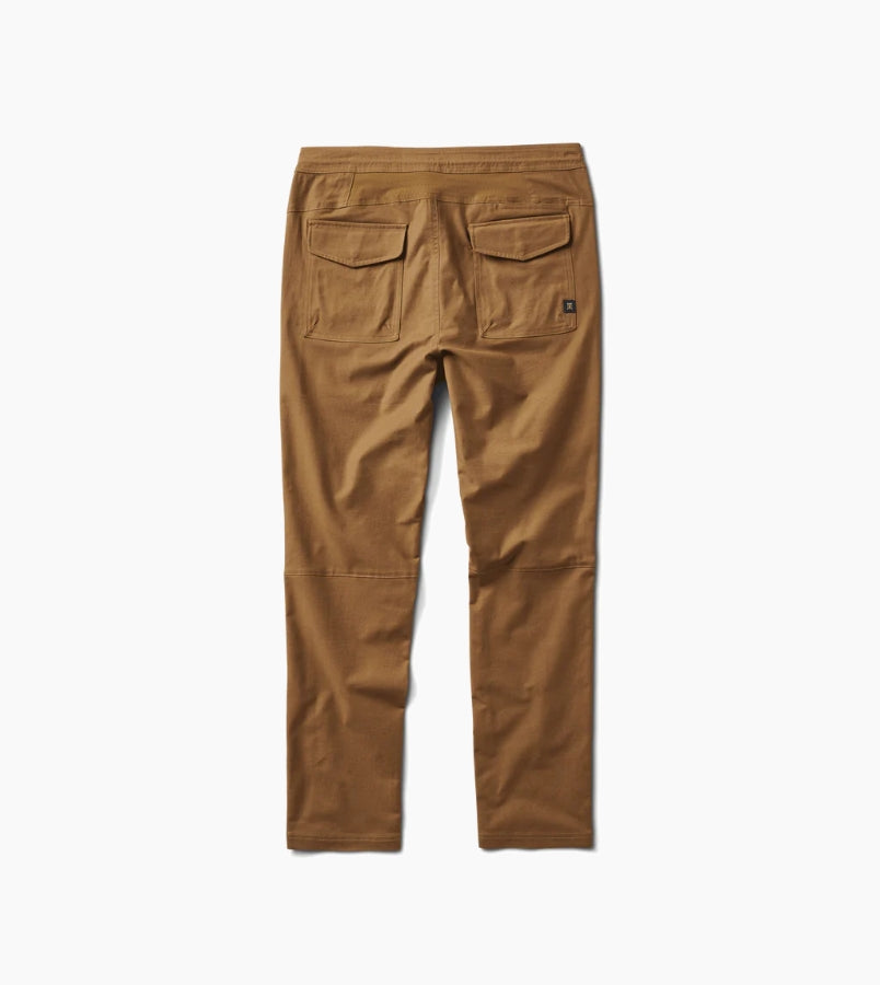 LAYOVER TRAVELER PANT - DARK KHAKI