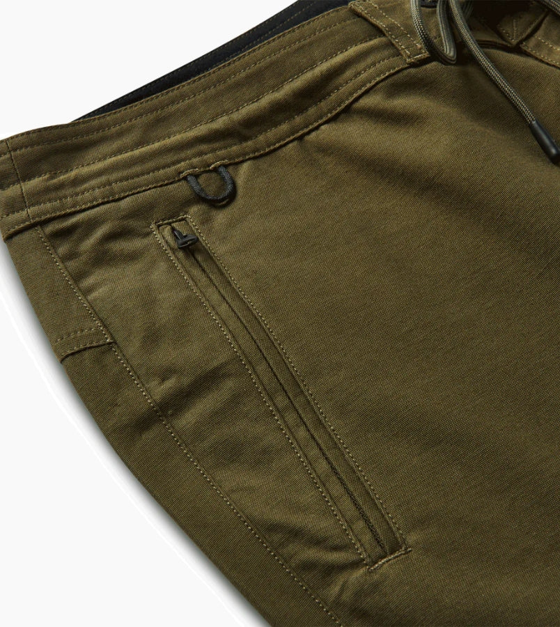 LAYOVER TRAVELER PANT - MILITARY