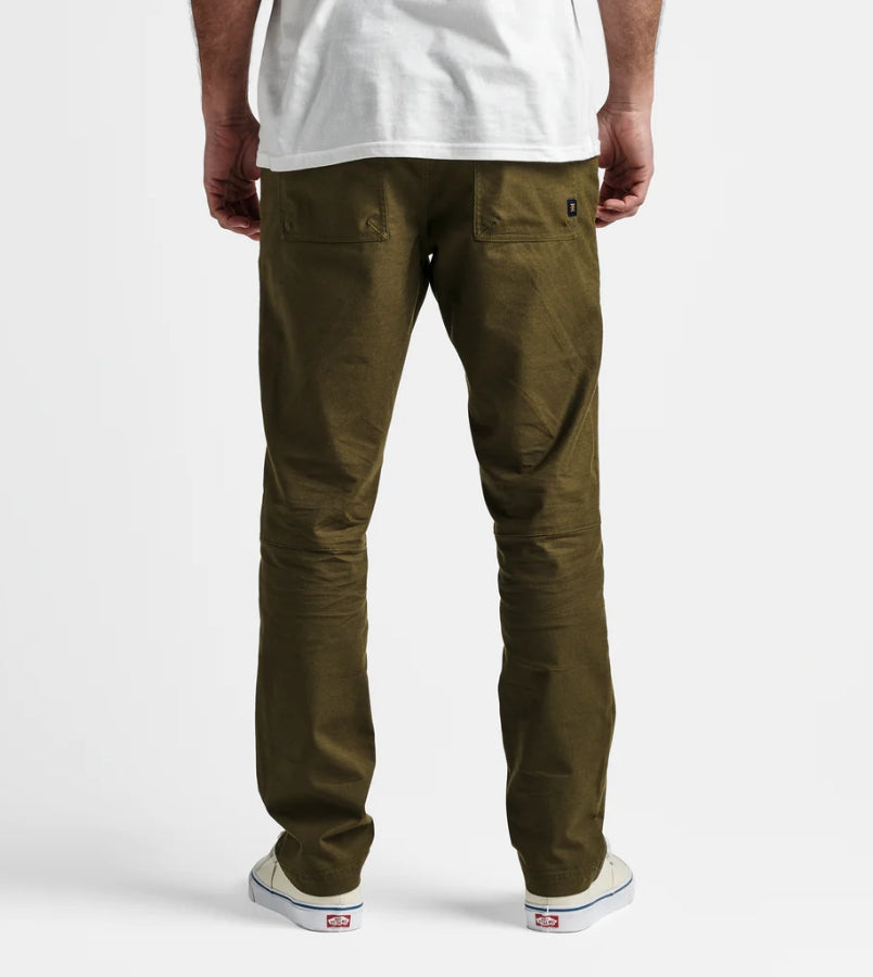 LAYOVER TRAVELER PANT - MILITARY