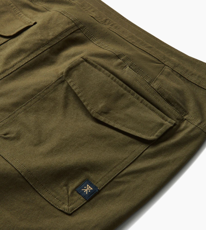 LAYOVER TRAVELER PANT - MILITARY