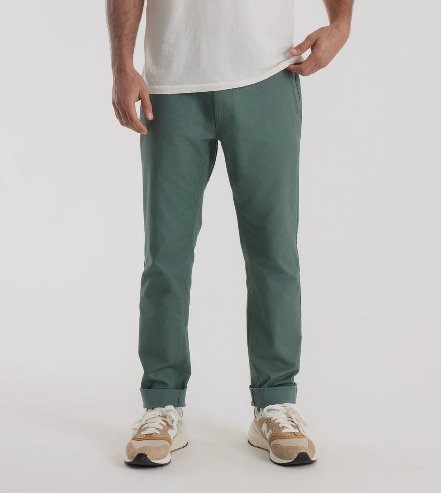 LAYOVER TRAVELER PANT - TUNDRA